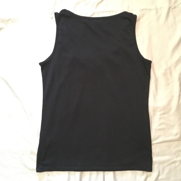 Black tank - Picture 2 of 3